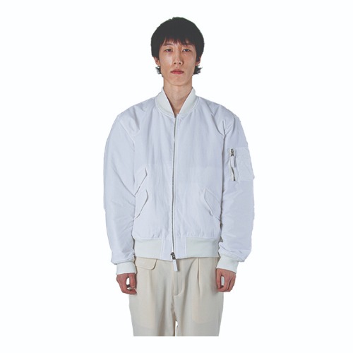 어드벤텀 3 pockets ma-1 jacket (White-ivory)
