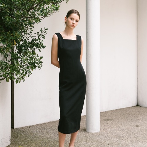 벨르마 21SS square neck sleeveless dress(black)