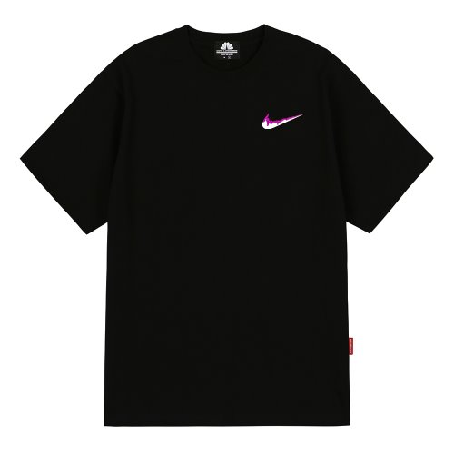 트립션 나이키패러디 PINK SMALL BENDING 티셔츠 (Black)